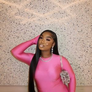 Meet your Posher, Lstazia